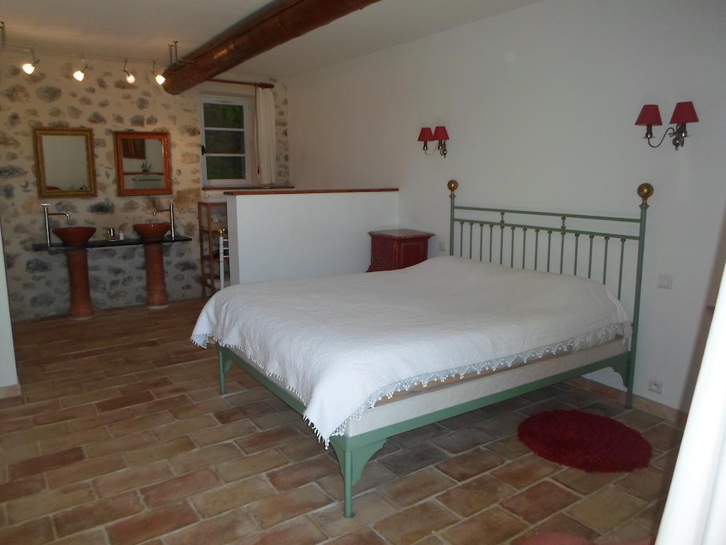 Bed and Breakfast Pavillon de Beauregard Aix-en-Provence Habitación foto